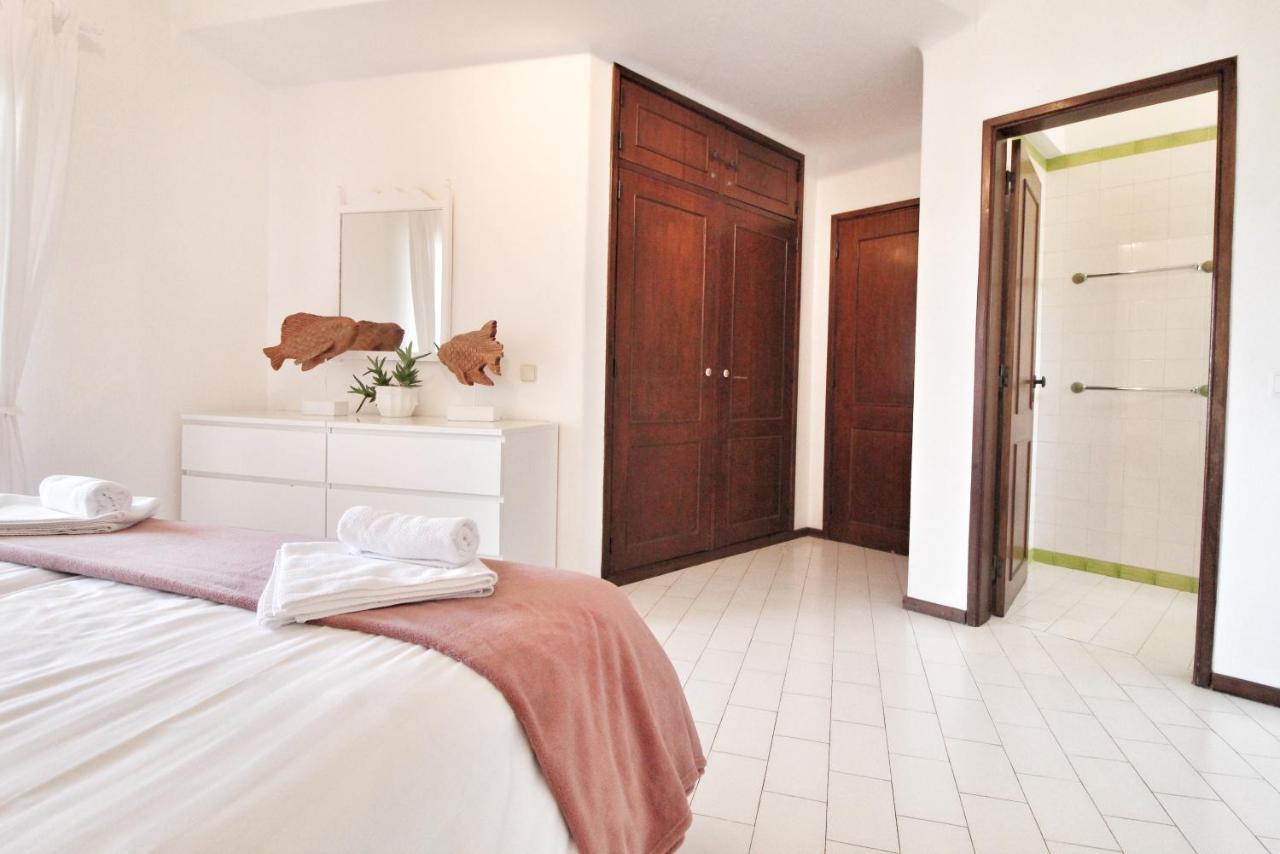 T3 Holiday Cottage Near The Beach | C225 Porches  Kültér fotó
