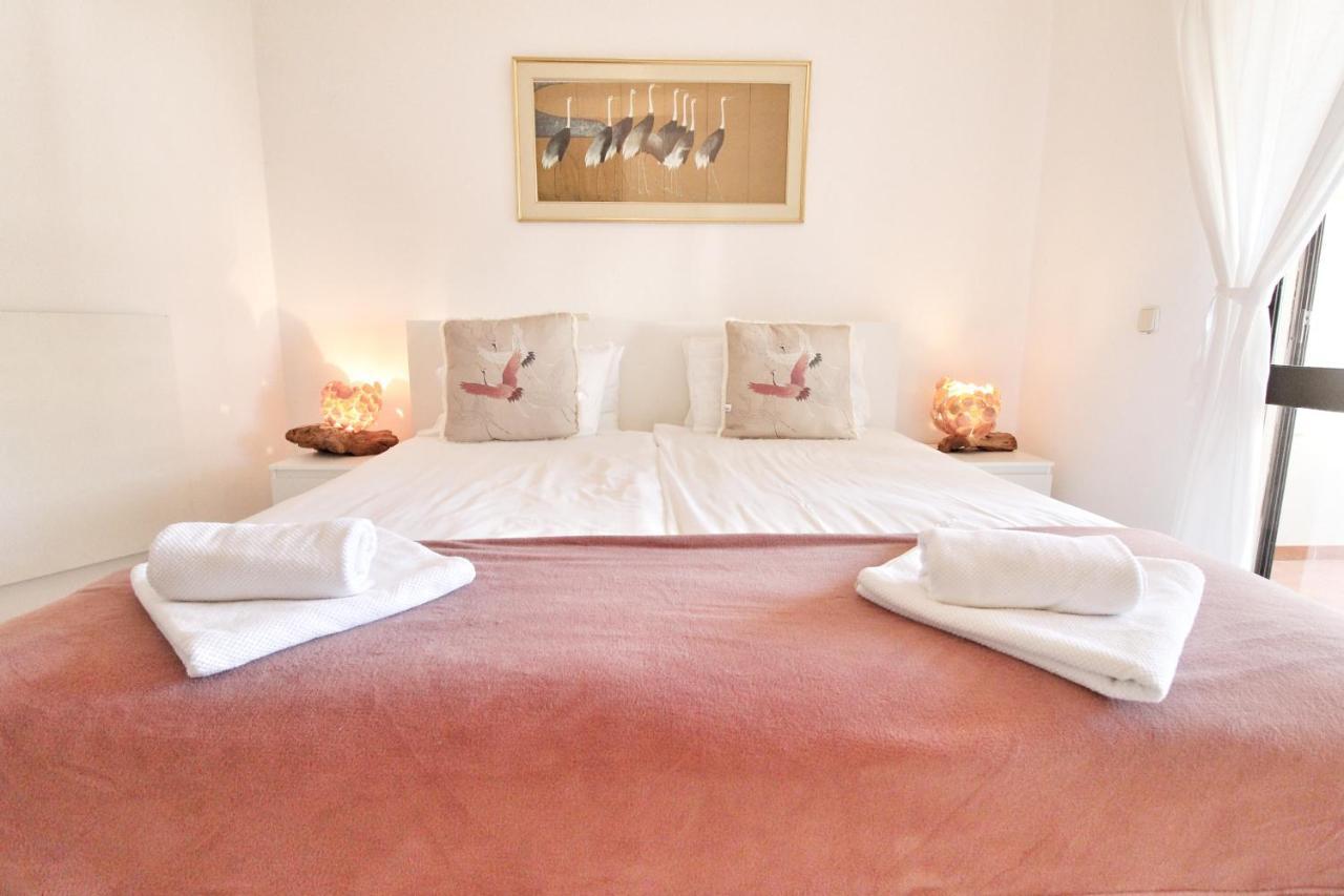 T3 Holiday Cottage Near The Beach | C225 Porches  Kültér fotó