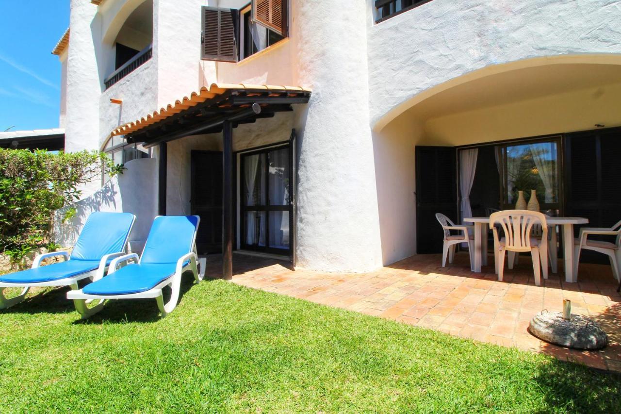T3 Holiday Cottage Near The Beach | C225 Porches  Kültér fotó